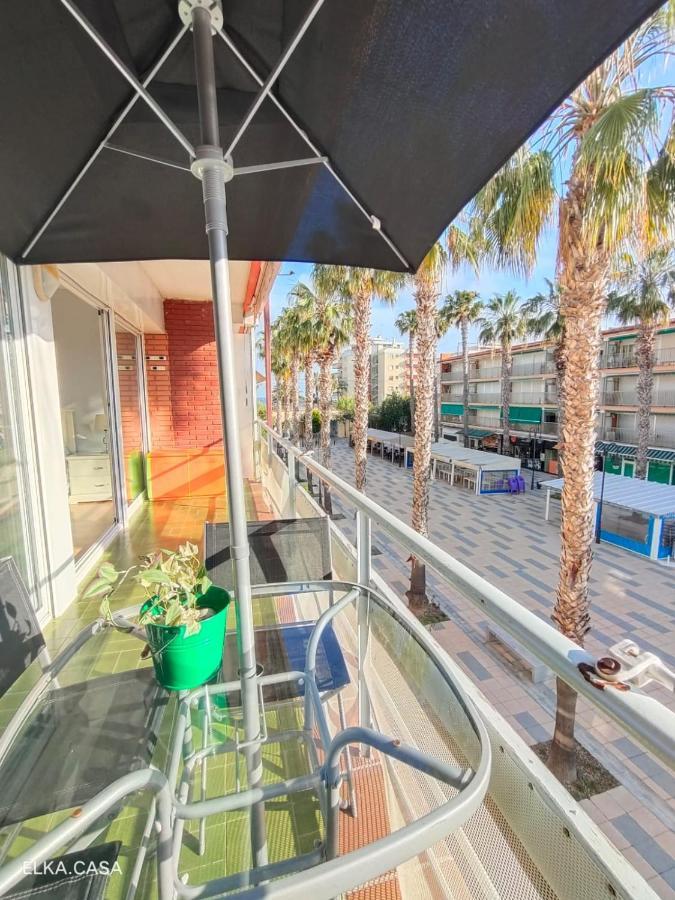 Apartamento Muy Luminoso En Segunda Linea De Mar Apartment Roda de Bera Ngoại thất bức ảnh