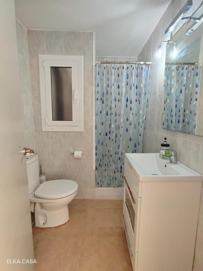 Apartamento Muy Luminoso En Segunda Linea De Mar Apartment Roda de Bera Ngoại thất bức ảnh