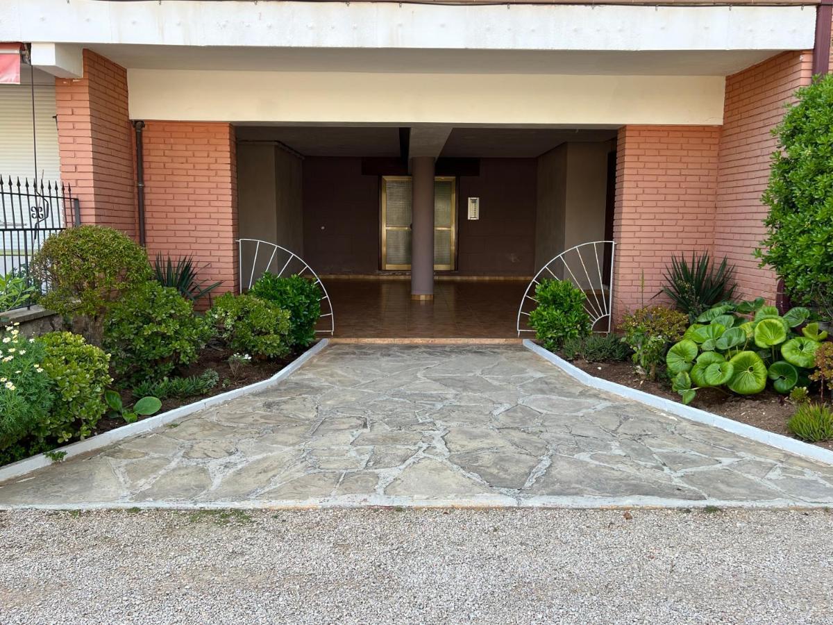 Apartamento Muy Luminoso En Segunda Linea De Mar Apartment Roda de Bera Ngoại thất bức ảnh